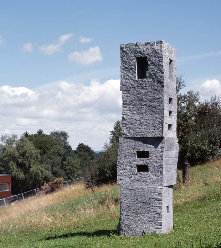 *[schichtweise]:1*, 2005
Gewerbliche Schulen, Ravensburg
Gneis Calanca, 415 x 114 x 120